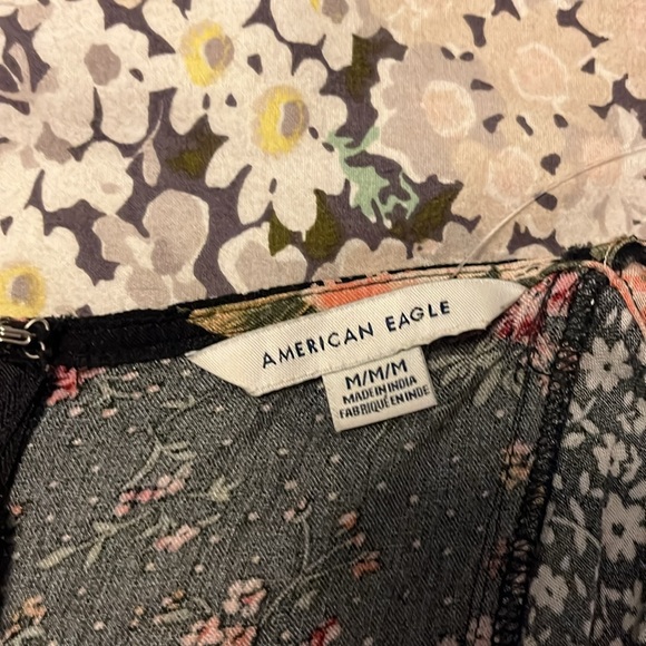 Women’s American Eagle outfitters black floral spaghetti strap pants jumpsuit - Picture 4 of 5